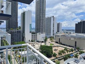 275 NE 18th St 1704, Miami FL 33132