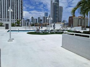 275 NE 18th St 1704, Miami FL 33132