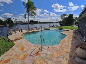 1351 NW 114th Ave, Pembroke Pines FL 33026