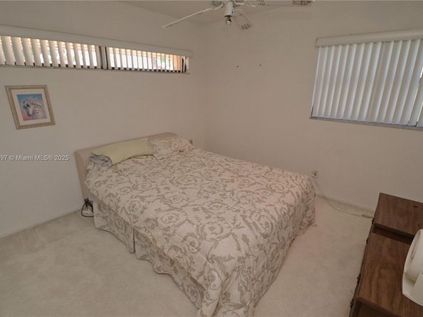 1351 NW 114th Ave, Pembroke Pines FL 33026