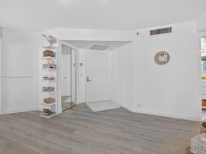 3500 Mystic Pointe Dr 1804, Aventura FL 33180