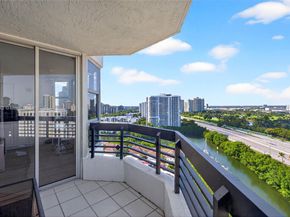 3500 Mystic Pointe Dr 1804, Aventura FL 33180