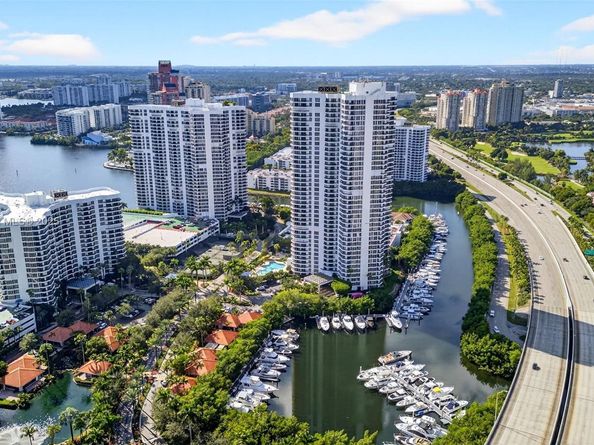 3500 Mystic Pointe Dr 1804, Aventura FL 33180