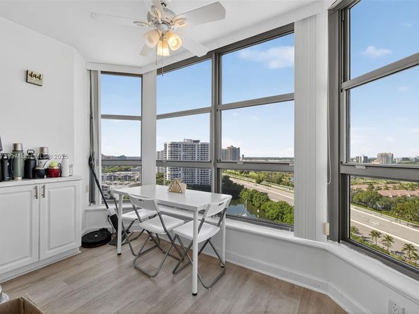 3500 Mystic Pointe Dr 1804, Aventura FL 33180