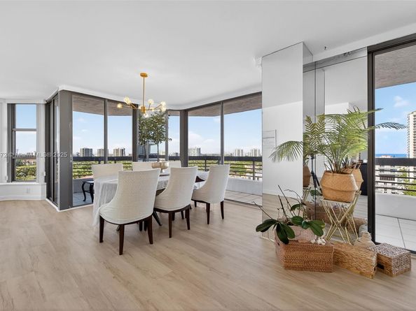 3500 Mystic Pointe Dr 1804, Aventura FL 33180