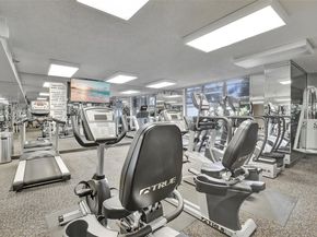 3500 Mystic Pointe Dr 1804, Aventura FL 33180