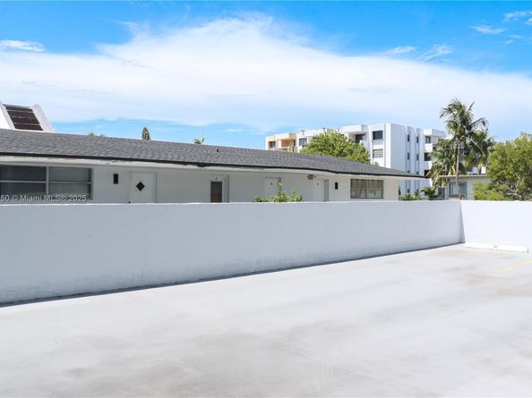 6900 Bay Dr 3I, Miami Beach FL 33141