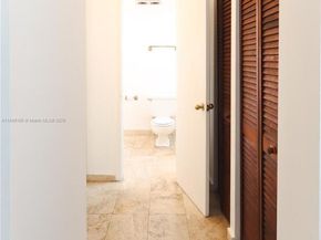 6900 Bay Dr 3I, Miami Beach FL 33141