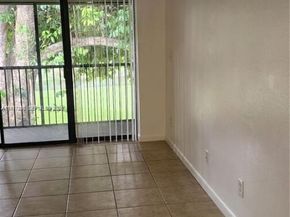 3948 NW 87th Ave 3948, Sunrise FL 33351