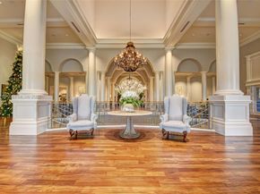678 Hermitage Cir, Palm Beach Gardens FL 33410