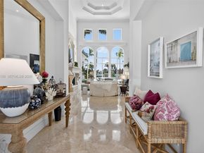 678 Hermitage Cir, Palm Beach Gardens FL 33410