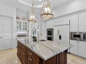678 Hermitage Cir, Palm Beach Gardens FL 33410