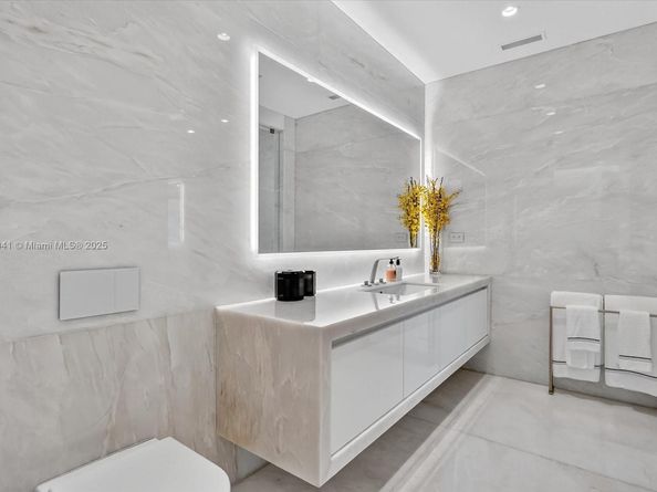17901 Collins Ave 1804, Sunny Isles Beach FL 33160