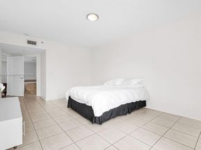 8925 Collins Ave 2E, Surfside FL 33154