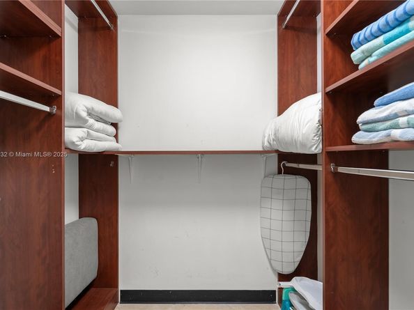 17555 Atlantic Blvd 602, Sunny Isles Beach FL 33160