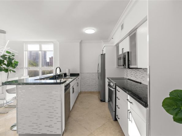 17555 Atlantic Blvd 602, Sunny Isles Beach FL 33160