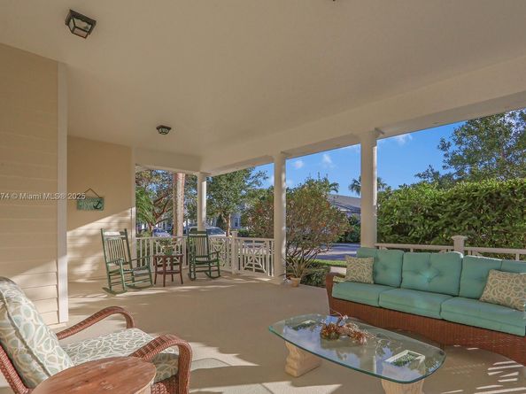 1053 Big Pine Way, Jupiter FL 33458