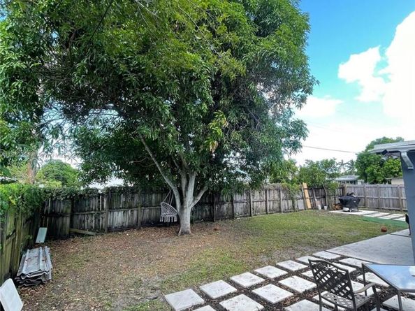3531 NW 34th Ave, Lauderdale Lakes FL 33309