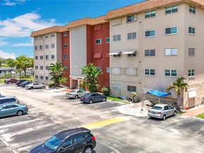 5300 Washington St U305, Hollywood FL 33021
