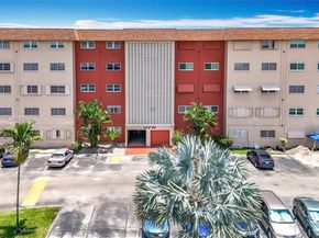 5300 Washington St U305, Hollywood FL 33021