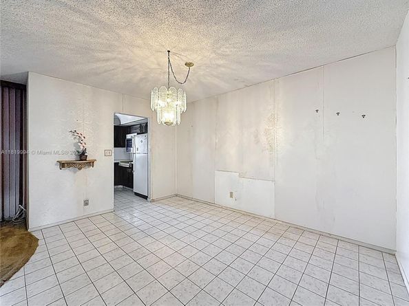 5300 Washington St U305, Hollywood FL 33021
