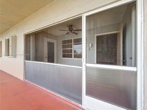 5300 Washington St U305, Hollywood FL 33021