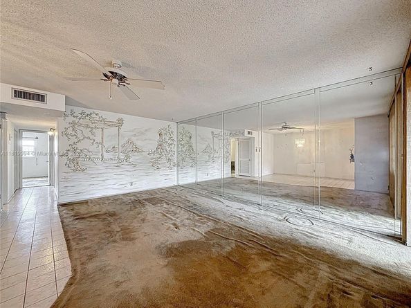 5300 Washington St U305, Hollywood FL 33021