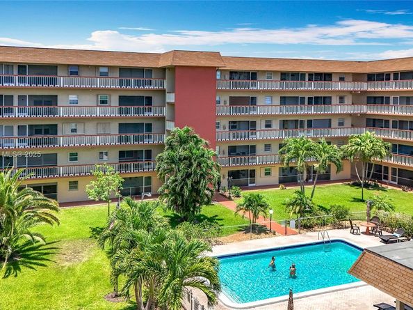 5300 Washington St U305, Hollywood FL 33021
