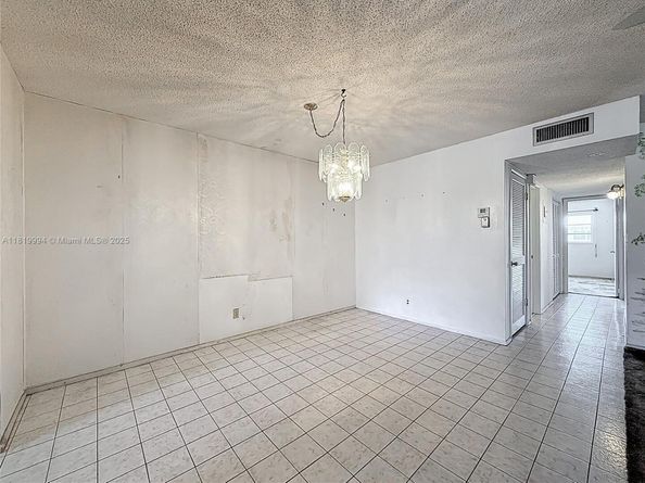 5300 Washington St U305, Hollywood FL 33021