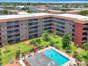 5300 Washington St U305, Hollywood FL 33021