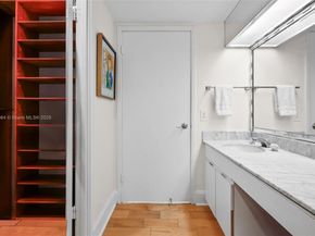 1541 Brickell Ave A2102, Miami FL 33129