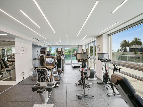 1541 Brickell Ave A2102, Miami FL 33129