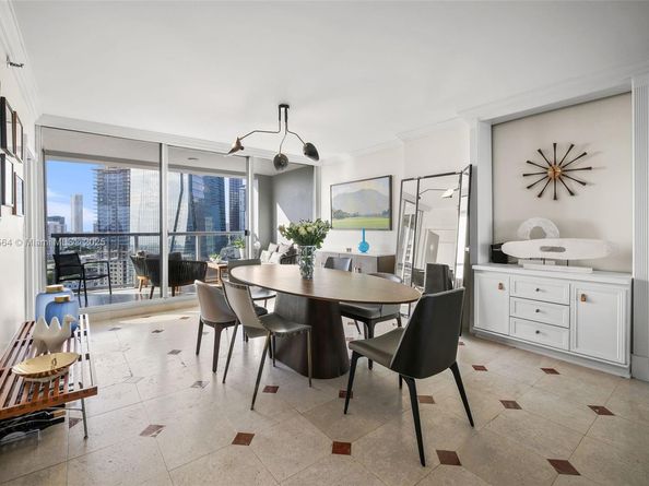 1541 Brickell Ave A2102, Miami FL 33129