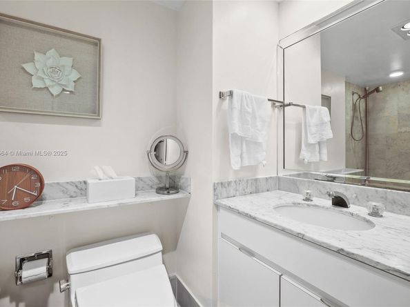 1541 Brickell Ave A2102, Miami FL 33129