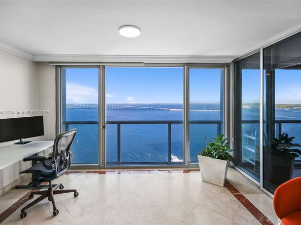 1541 Brickell Ave A2102, Miami FL 33129