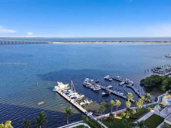 1541 Brickell Ave