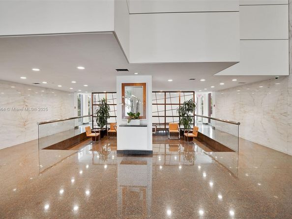 1541 Brickell Ave A2102, Miami FL 33129