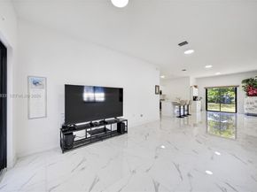 1864 NW 84th St, Miami FL 33147