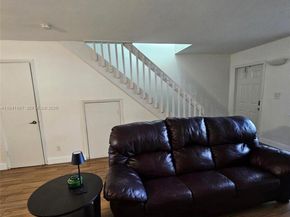 10332 NW 3rd St, Pembroke Pines FL 33026