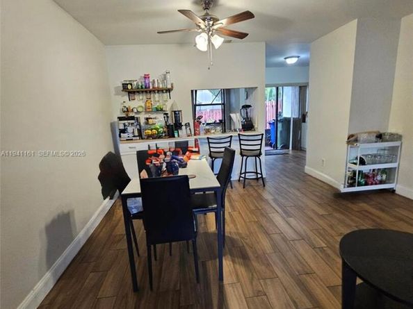 10332 NW 3rd St, Pembroke Pines FL 33026