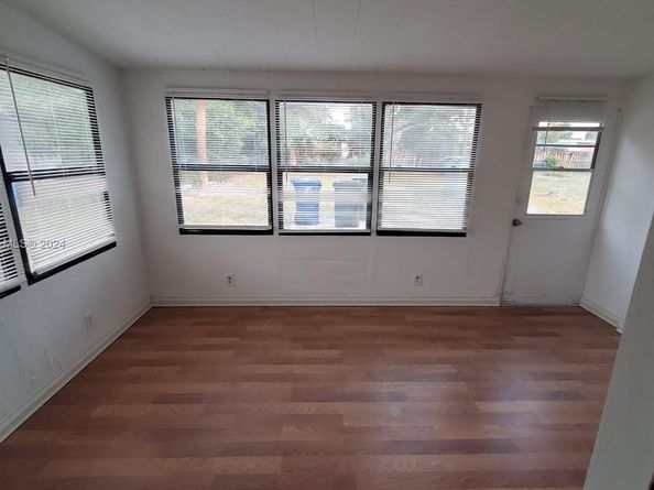 524 NW 21st Ave, Fort Lauderdale FL 33311