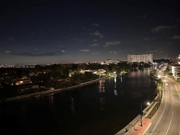 3200 Collins Ave 84, Miami Beach FL 33140