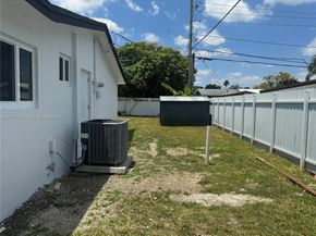 17850 SW 112th Ave, Miami FL 33157