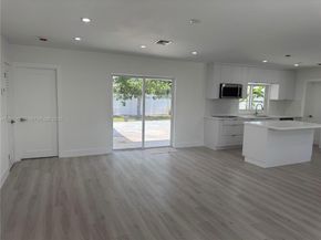 17850 SW 112th Ave, Miami FL 33157