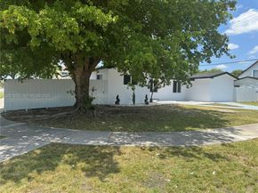 17850 SW 112th Ave, Miami FL 33157