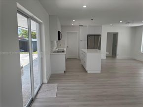 17850 SW 112th Ave, Miami FL 33157