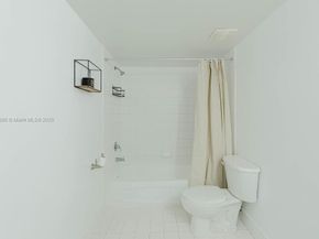 60 NW 37th Ave 405, Miami FL 33125