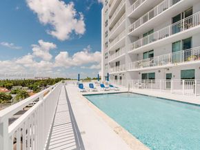 60 NW 37th Ave 405, Miami FL 33125