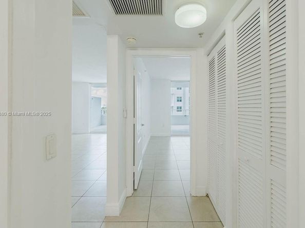 60 NW 37th Ave 405, Miami FL 33125