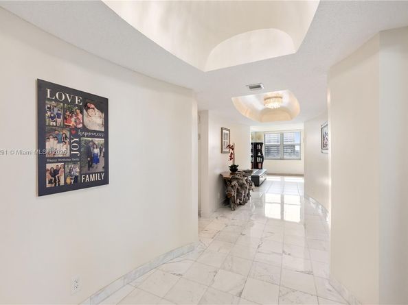 1920 S Ocean Dr 7A, Hallandale Beach FL 33009